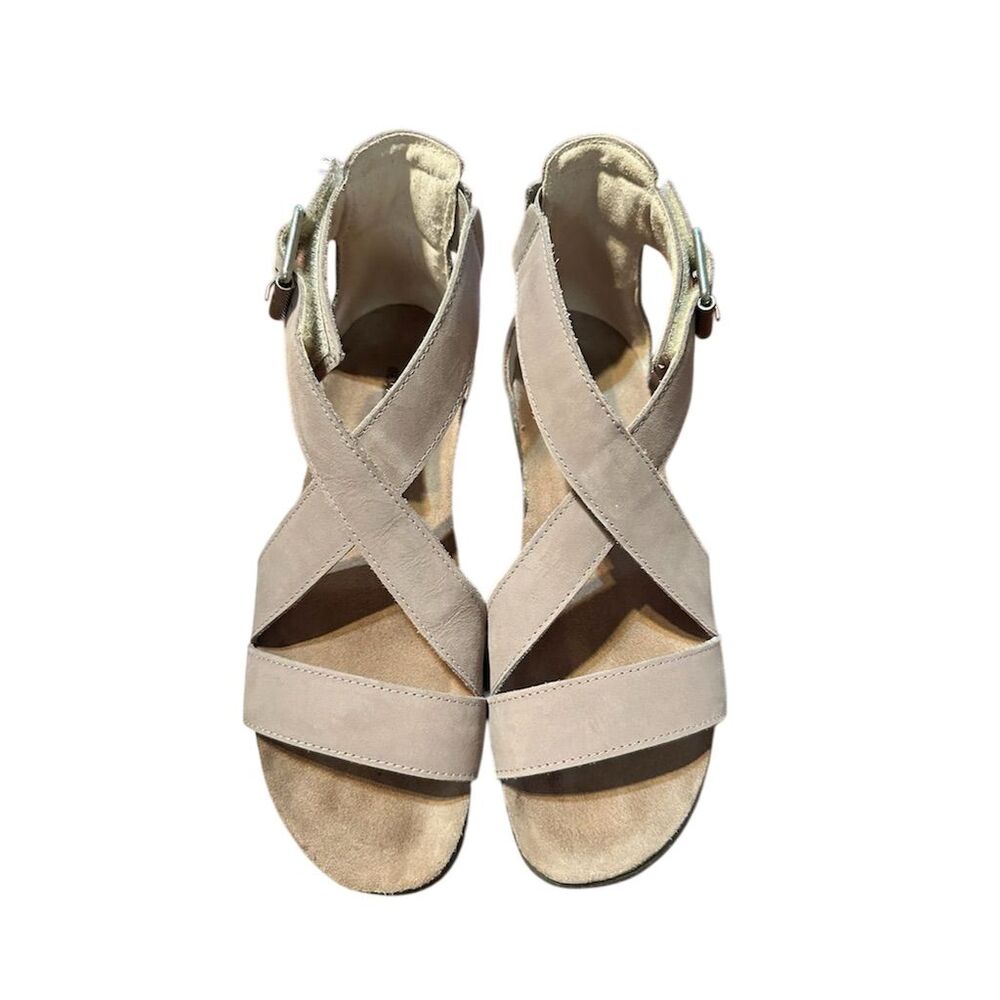 Naot Women's‎ Strappy Sandals Beige Size 7 Adjustable Buckle Casual
